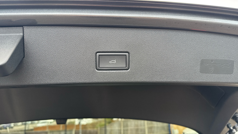 Volkswagen T-Roc 1.0 TSI 115 Style Design 5dr Petrol Hatchback